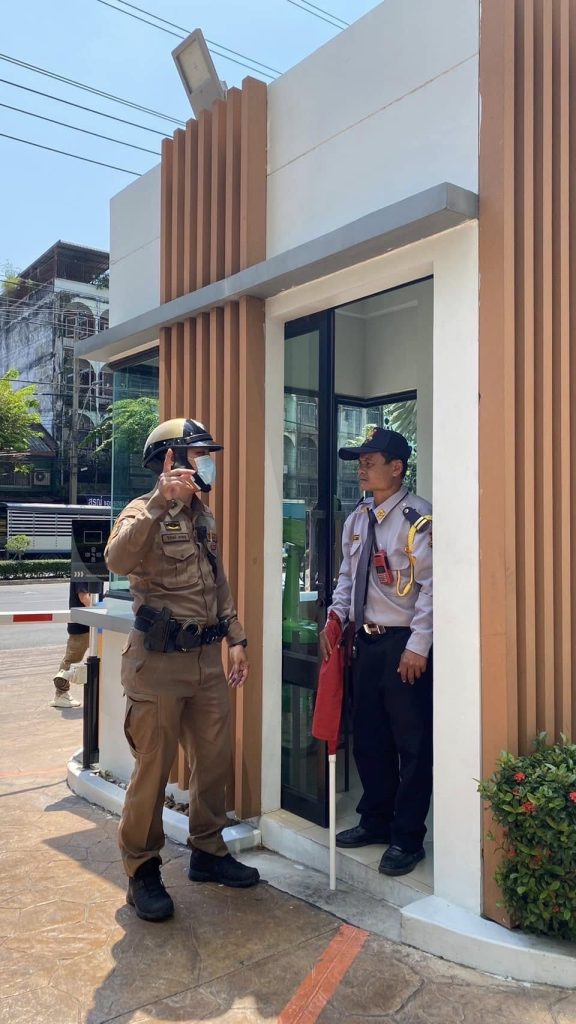 โครงการ Stop walk talk ประชาสัมพันธ์ เจ้าหน้าที่ รปภ.