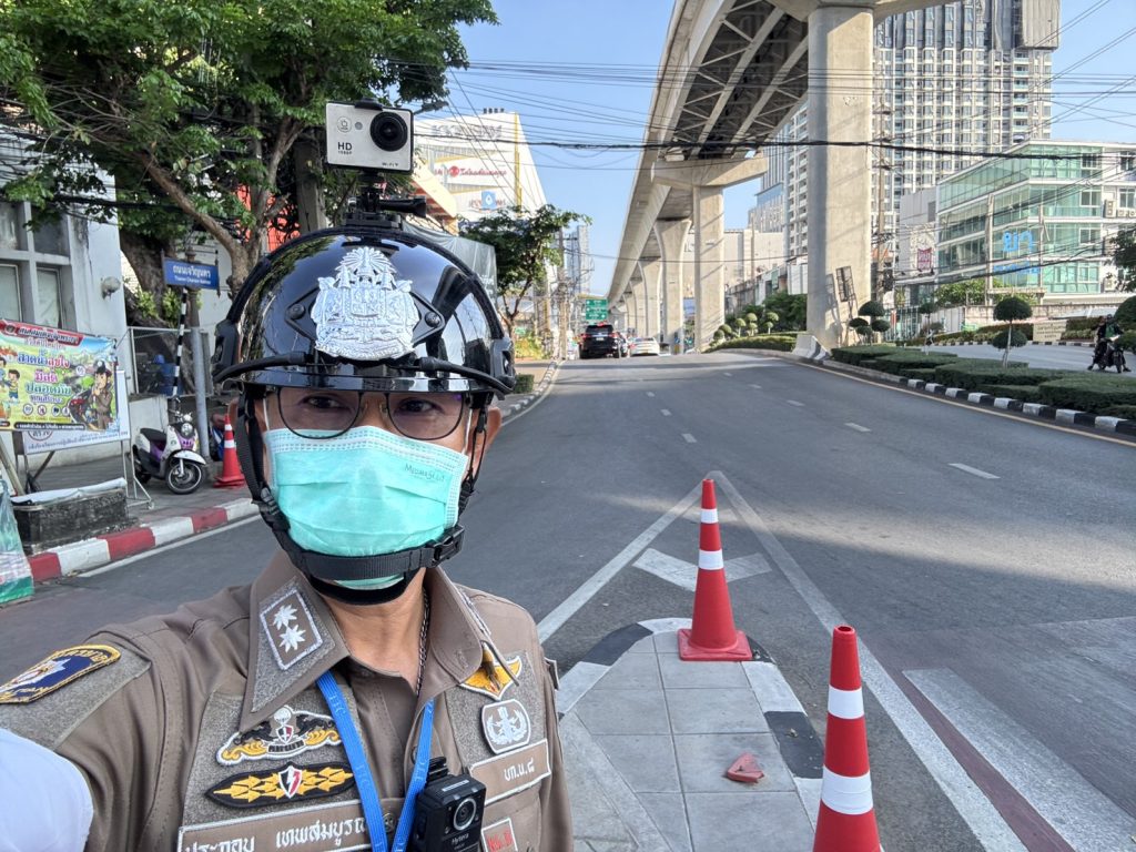 ” สภาพการจราจร สน.สมเด็จเจ้าพระยา”